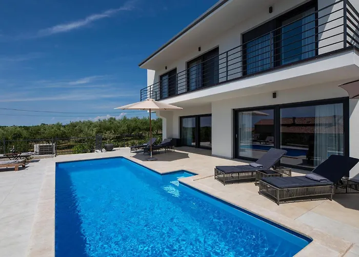 4 Bedroom Awesome In Vakantiehuis