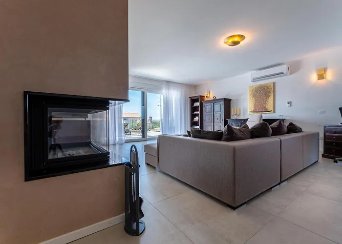 4 Bedroom Awesome In