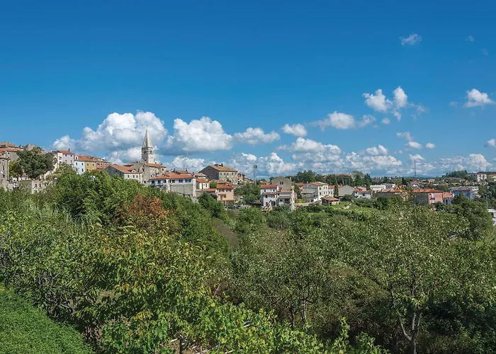 4 Bedroom Awesome In Vakantiehuis